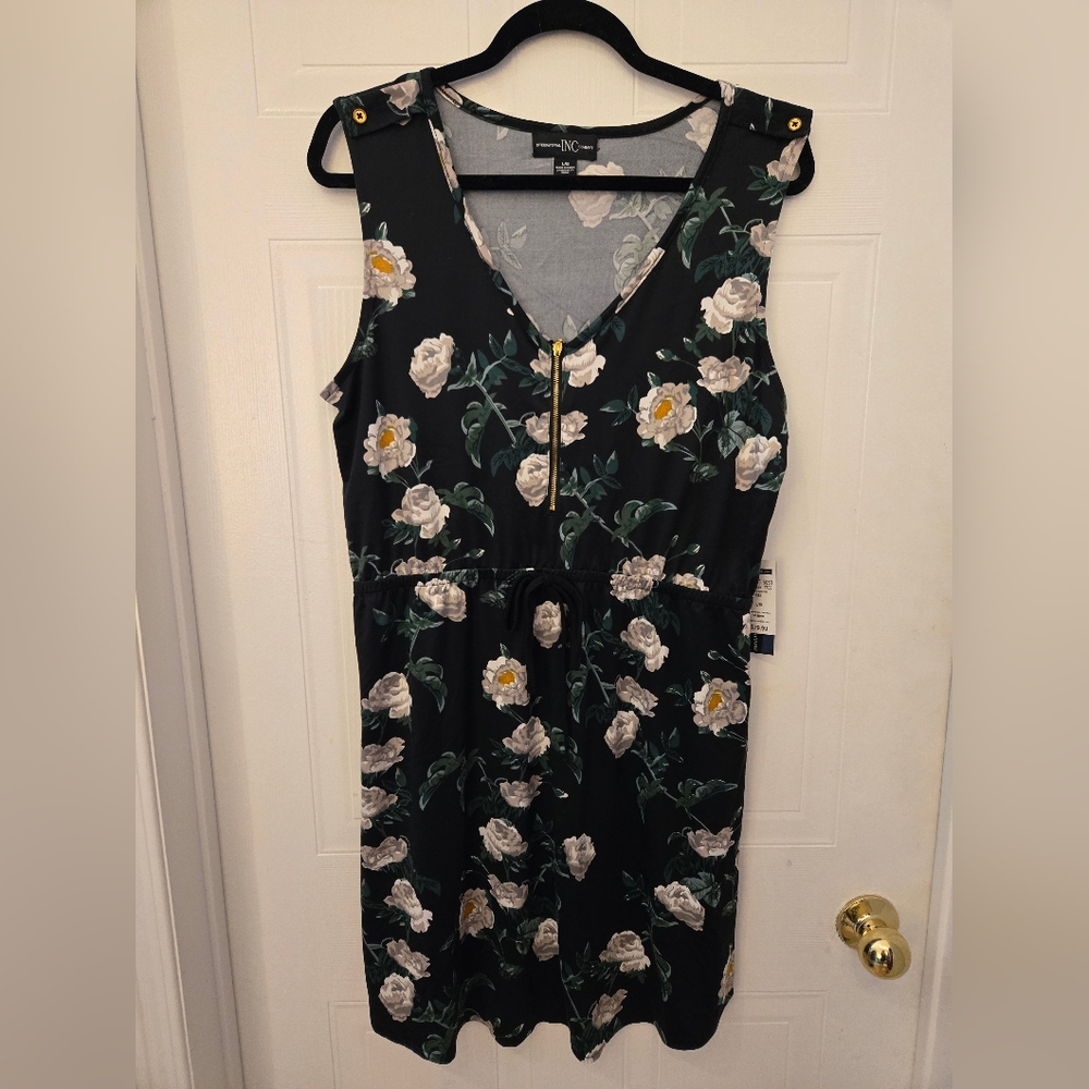 BNWT Large INC Floral Sleeveless Dress